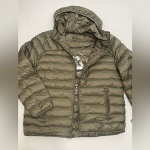 Michael Kors Quilted Nylon Puffer Jacket size XL Olive Green